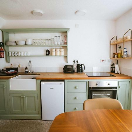 Breathtaking High Street Townhouse With Stunning Sea Views At 'The Old Fishermans Townhouse' Falmouth Eksteriør billede