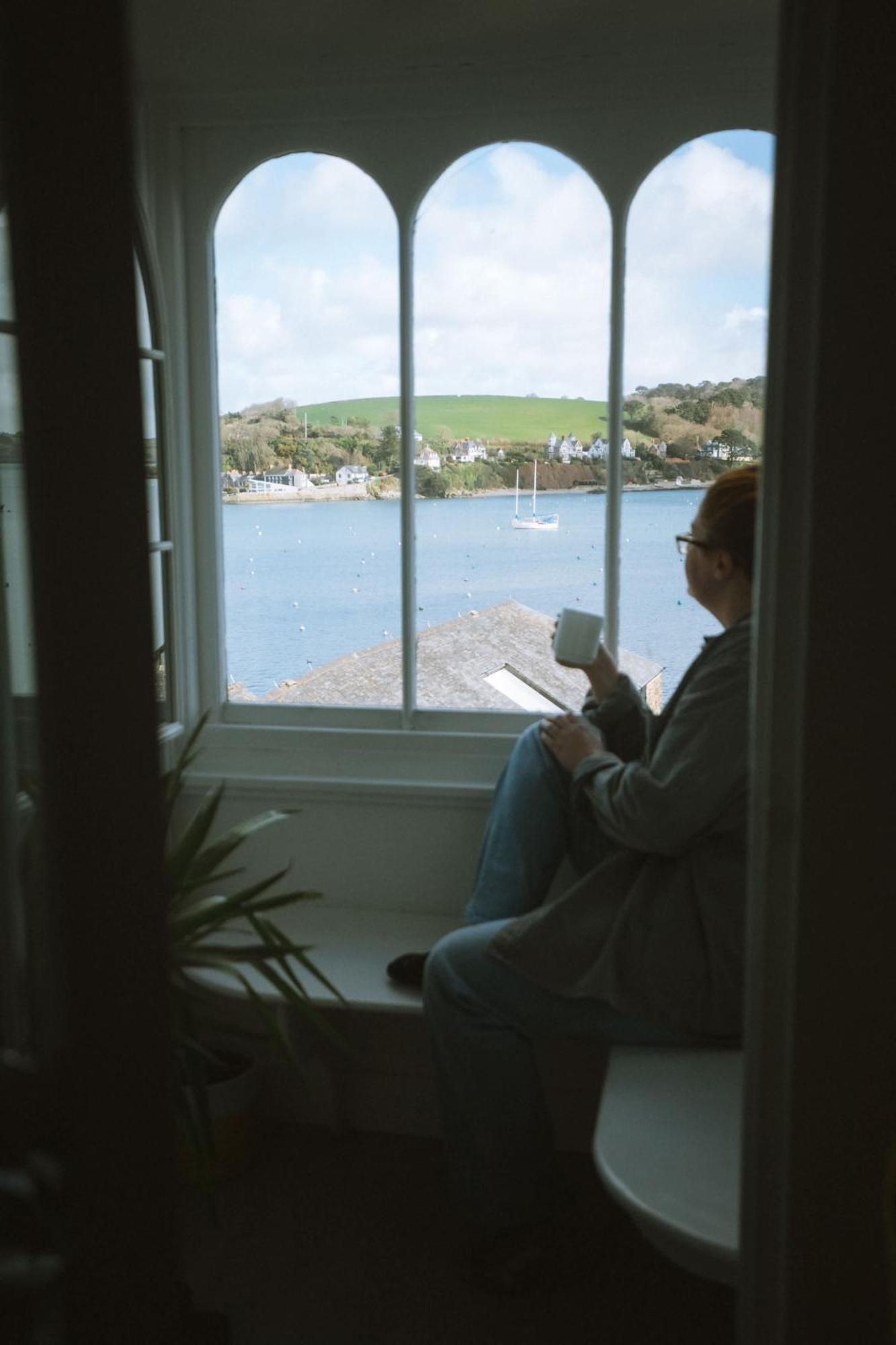 Breathtaking High Street Townhouse With Stunning Sea Views At 'The Old Fishermans Townhouse' Falmouth Eksteriør billede