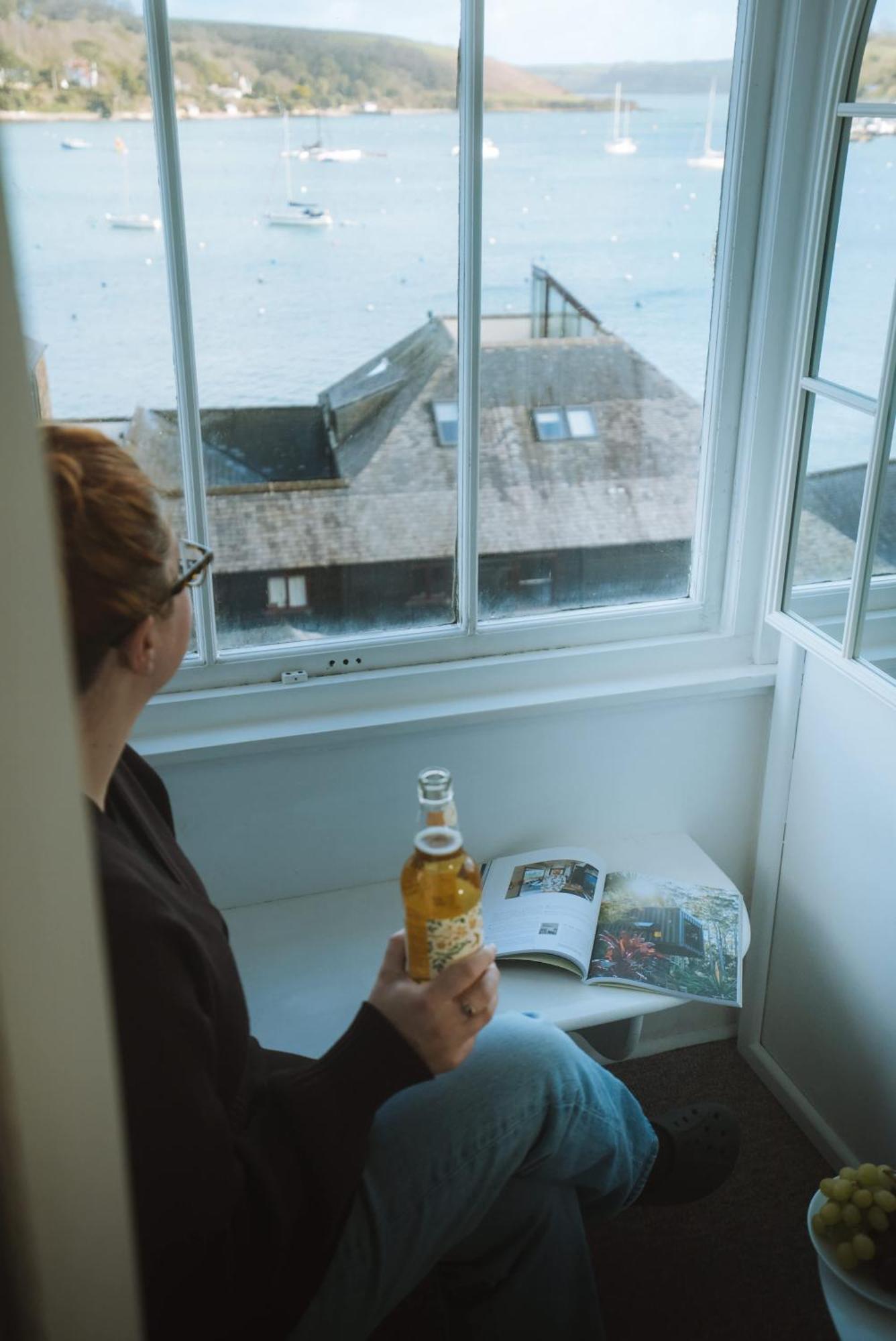 Breathtaking High Street Townhouse With Stunning Sea Views At 'The Old Fishermans Townhouse' Falmouth Eksteriør billede