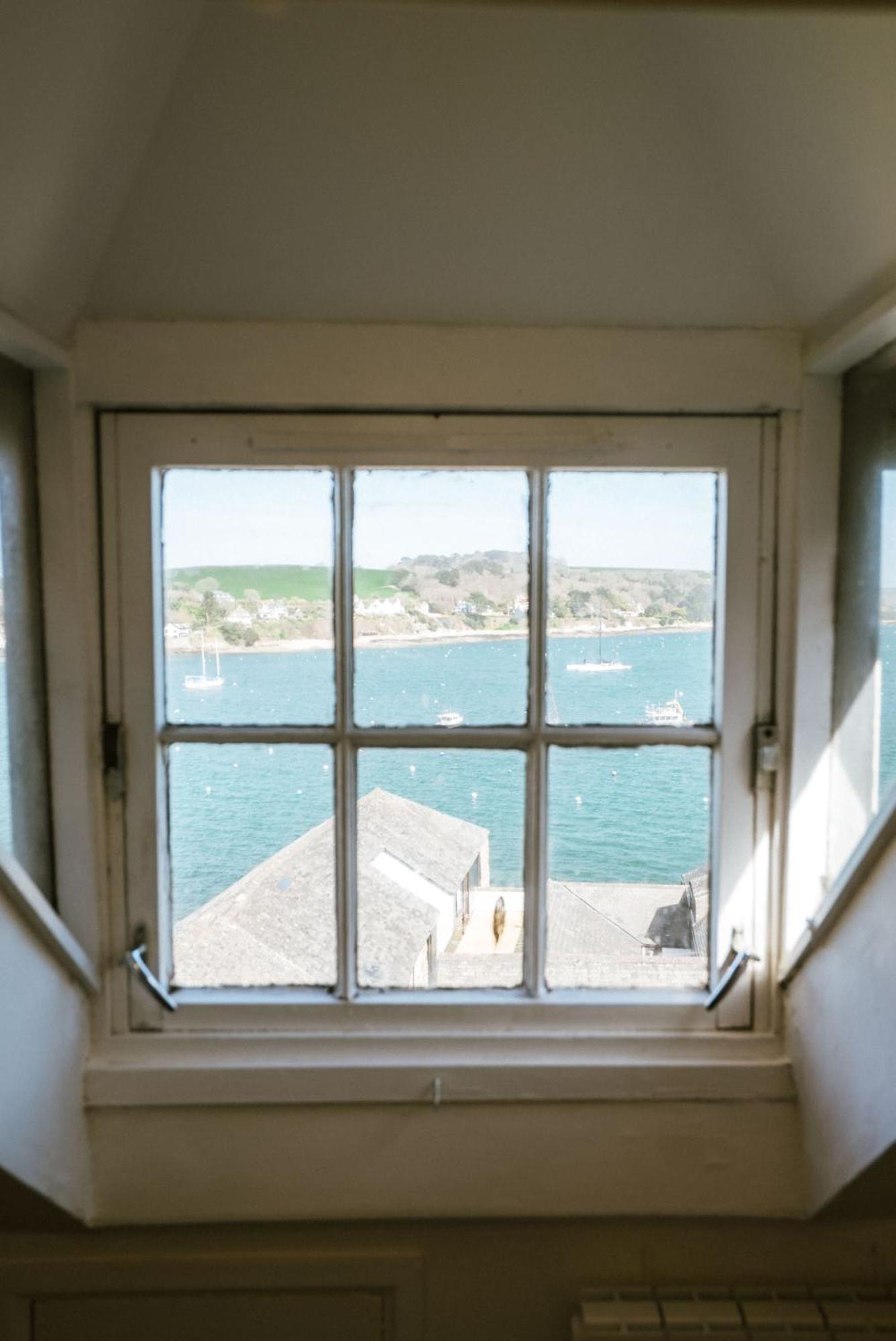 Breathtaking High Street Townhouse With Stunning Sea Views At 'The Old Fishermans Townhouse' Falmouth Eksteriør billede